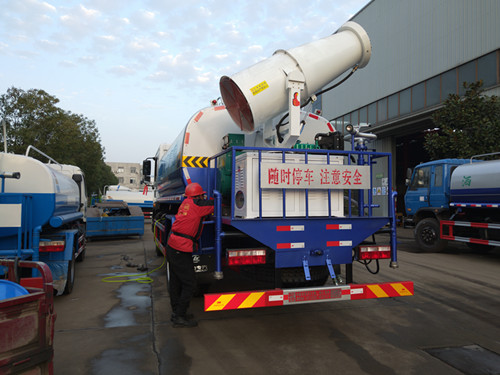 臨滄灑水車廠家價格 臨滄灑水車廠家價格