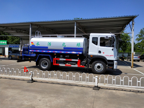 多功能灑水車報(bào)價(jià) 多功能灑水車報(bào)價(jià)