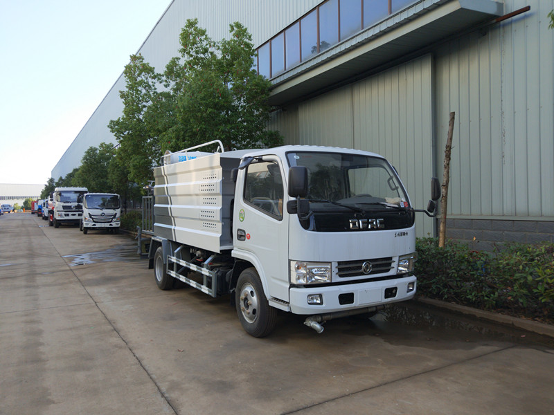 帶霧炮的5噸灑水車哪里有賣的 帶霧炮的5噸灑水車哪里有賣的