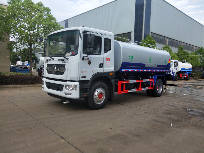 東風專底新款灑水車 12方大多利卡灑水車-湖北程力 東風專底新款灑水車 12方大多利卡灑水車-湖北程力