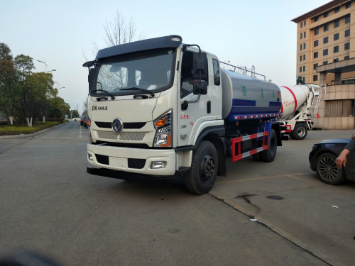 灑水車到底有什么用-為什么灑水車要天天灑水 灑水車到底有什么用-為什么灑水車要天天灑水