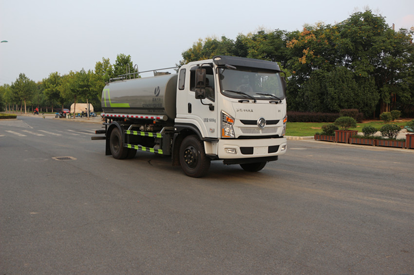 �v����12����ˮ܇(ch��)�r(ji��)��-�|�L(f��ng)D1��ˮ܇(ch��)12��-����ӯͨ