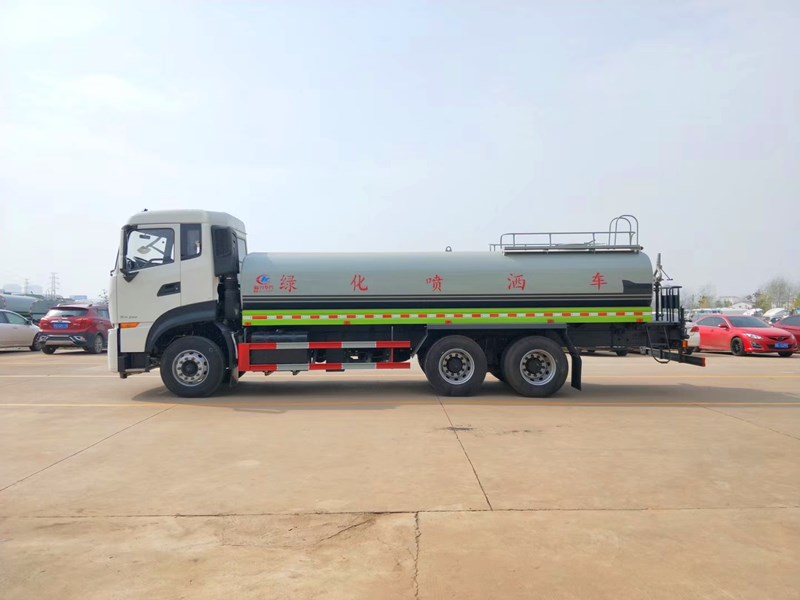 二十方灑水車 二十方灑水車