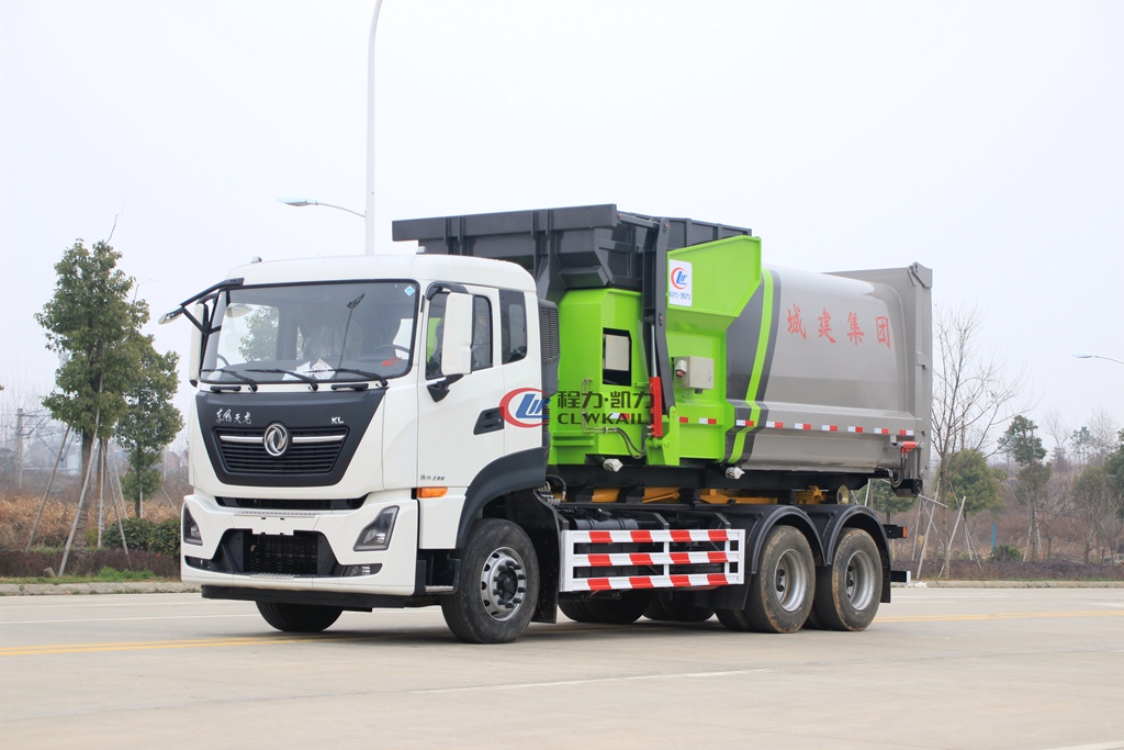 東風天龍后雙橋勾臂式垃圾車