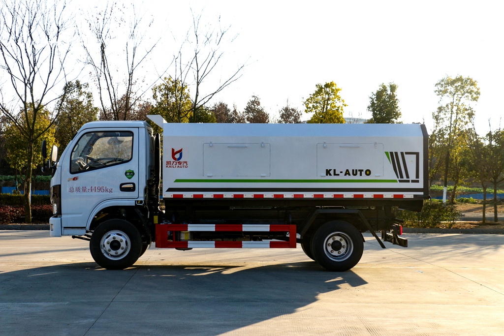 東風小福瑞卡廂式垃圾車
