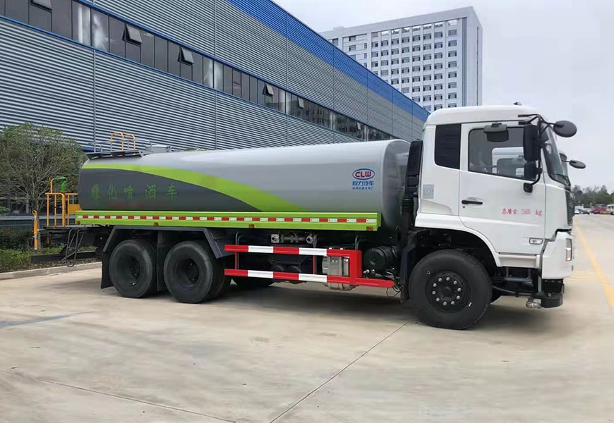 東風天錦后雙橋灑水車